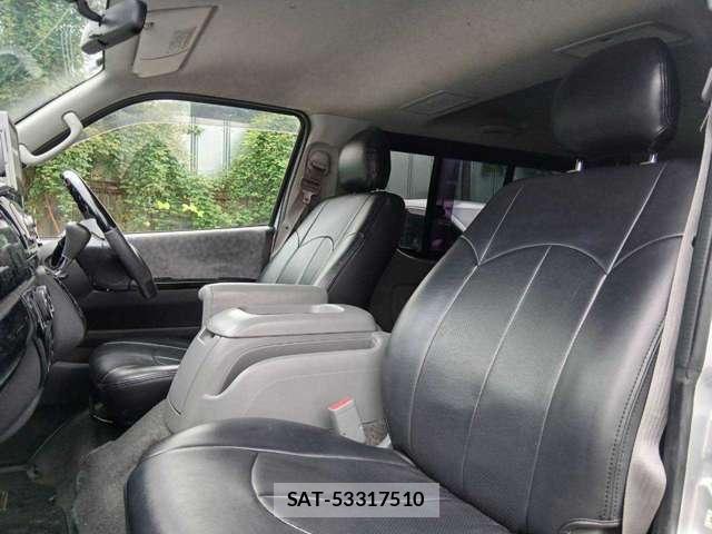 Toyota HIACE VAN 2006-11 8690365-9