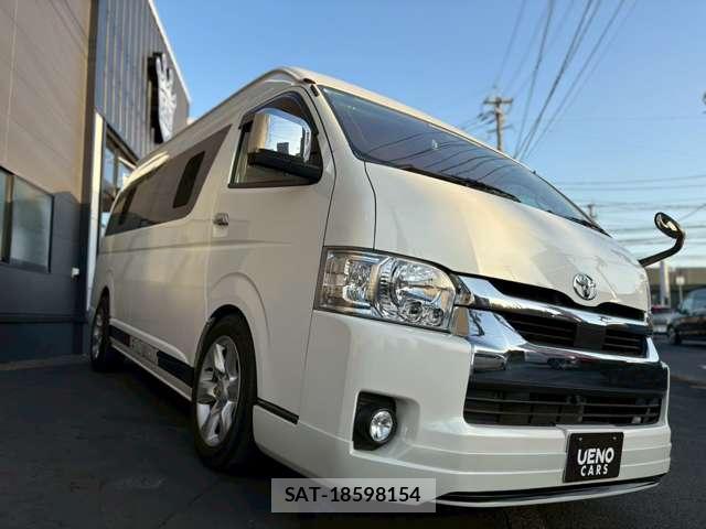 Toyota HIACE VAN 2021-12 8690395-7