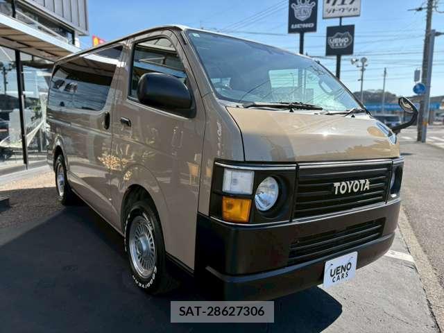 Toyota HIACE VAN 2012-07 8690396-11