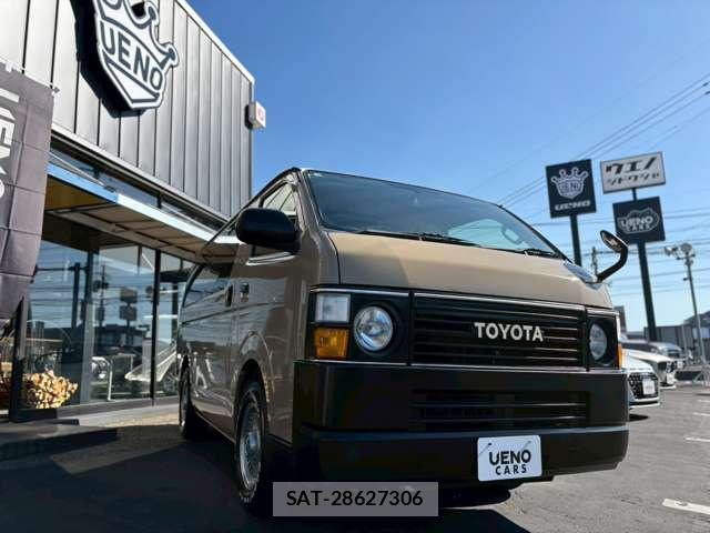 Toyota HIACE VAN 2012-07 8690396-12