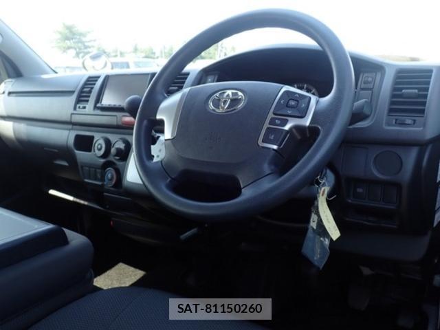 Toyota HIACE VAN 2021-08 8690494-3