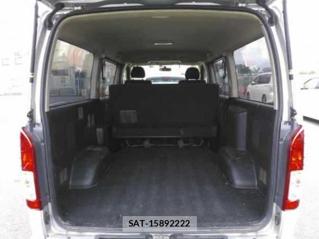 Toyota HIACE VAN 2014-07 8690506-2