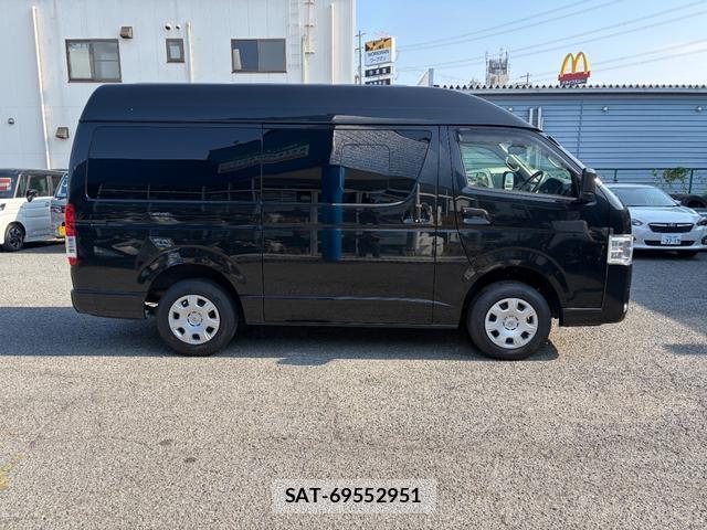 Toyota HIACE VAN 2021-05 8690999-7