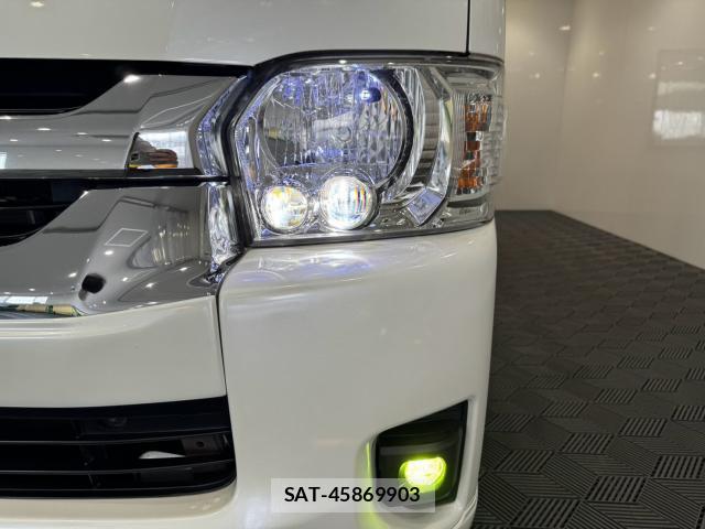 Toyota HIACE VAN 2015-02 8691101-15