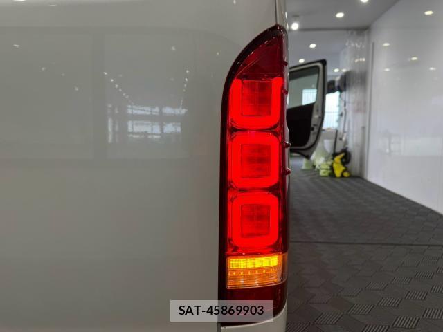 Toyota HIACE VAN 2015-02 8691101-16