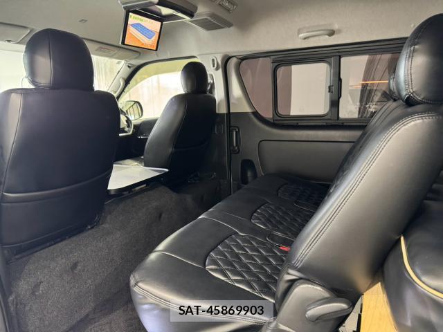 Toyota HIACE VAN 2015-02 8691101-17