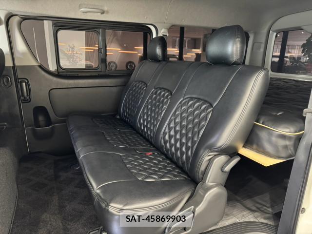 Toyota HIACE VAN 2015-02 8691101-18