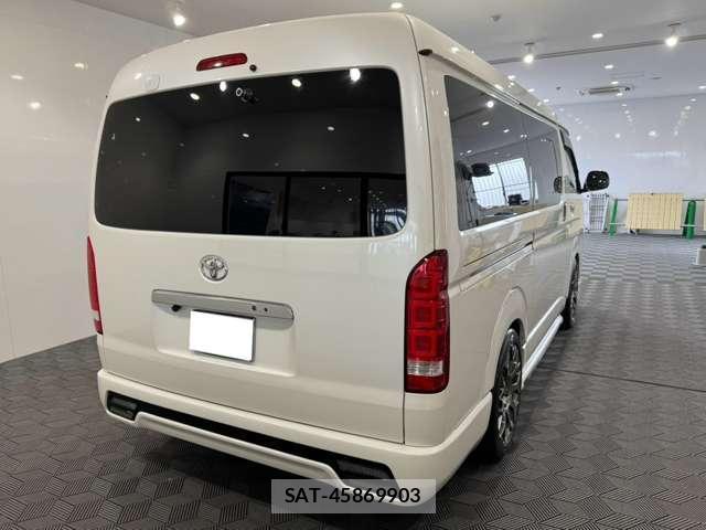 Toyota HIACE VAN 2015-02 8691101-3