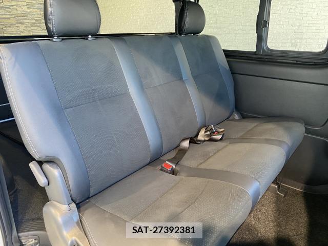 Toyota HIACE VAN 2023-07 8691771-18