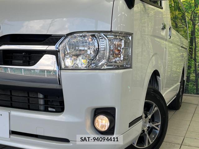 Toyota HIACE VAN 2022-03 8691893-11
