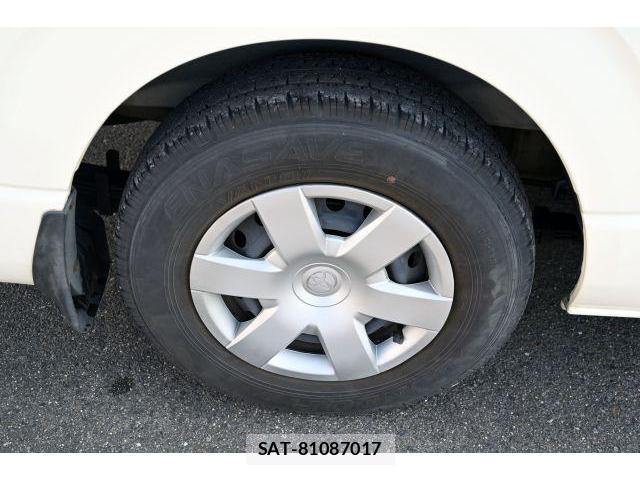 Toyota HIACE VAN 2020-04 8691916-8