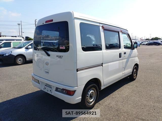 Daihatsu HIJET CARGO 2018-08 8690549-2