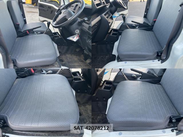 Daihatsu HIJET TRUCK 2018-07 8691696-5