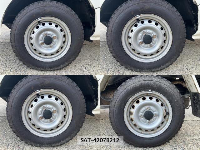 Daihatsu HIJET TRUCK 2018-07 8691696-8