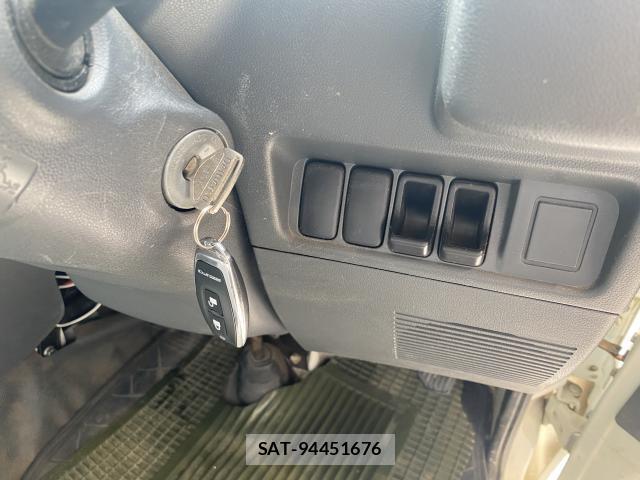 Daihatsu HIJET TRUCK 2013-02 8691773-12