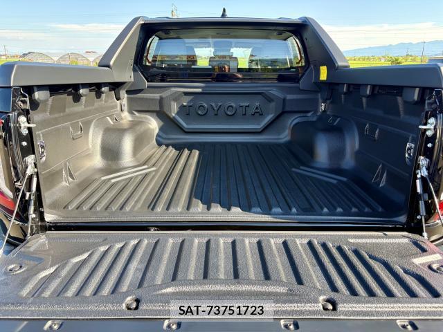 Toyota HILUX 2026-08 8690455-5