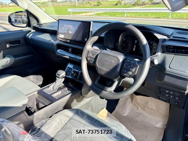 Toyota HILUX 2026-08 8690455-6