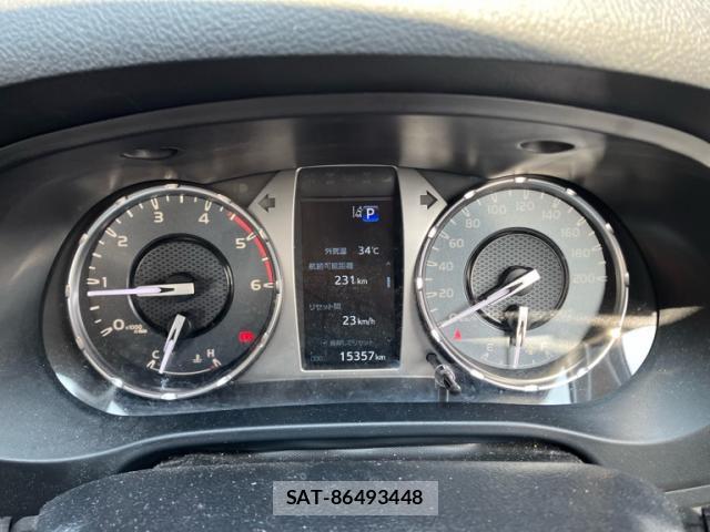 Toyota HILUX 2024-11 8690810-11