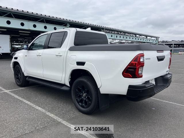 Toyota HILUX 2023-08 8690851-1