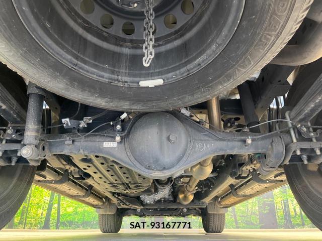 Toyota HILUX 2022-04 8691888-18