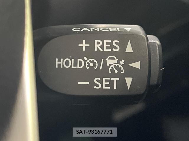 Toyota HILUX 2022-04 8691888-5