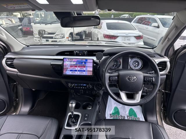 Toyota HILUX 2021-02 8691906-4