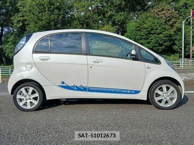 Mitsubishi I-MIEV 2010-06 8690362-2
