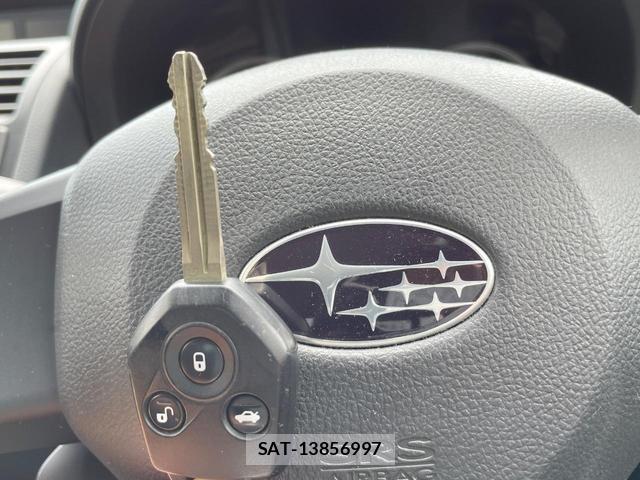 Subaru IMPREZA G4 2012-10 8691125-3