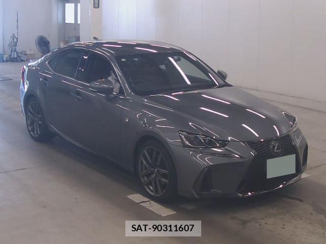 Lexus IS 2018-10 8690974-0