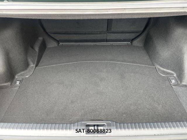 Lexus IS 2024-08 8691778-11