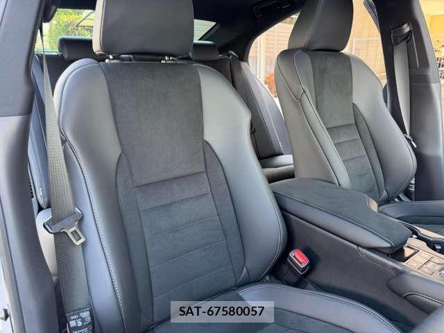 Lexus IS 2026-05 8691952-3