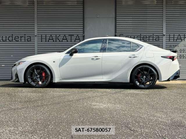 Lexus IS 2026-05 8691952-7