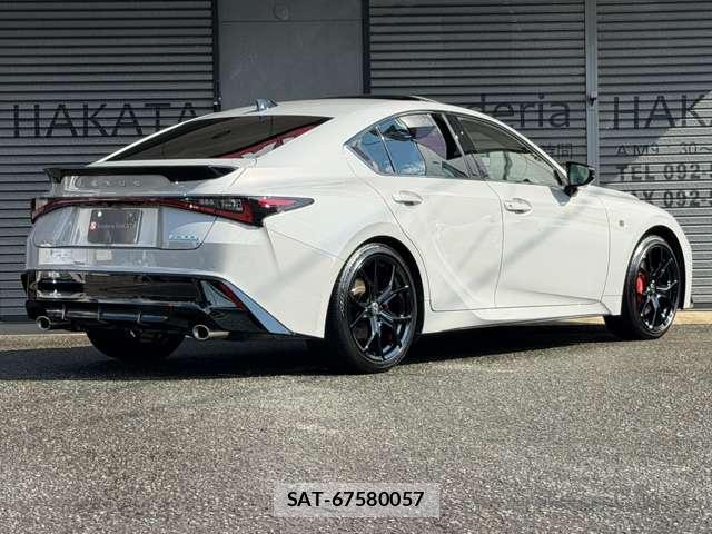 Lexus IS 2026-05 8691952-9