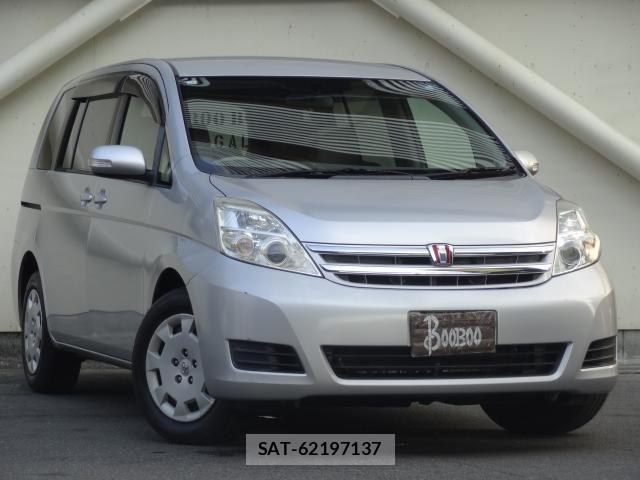 Toyota ISIS 2011-02 8691143-3