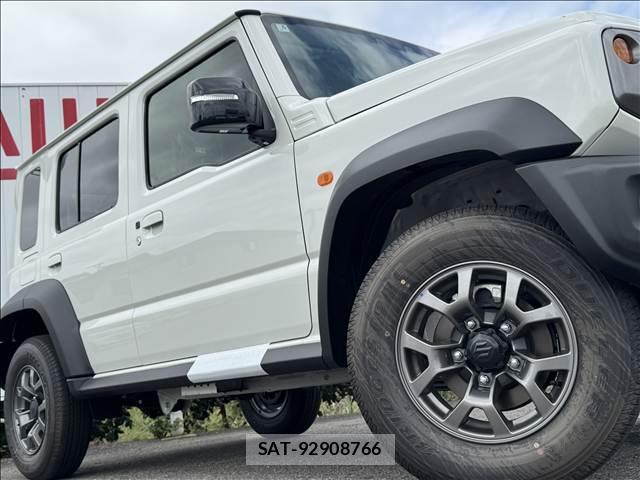 Suzuki JIMNY 2025-06 8690993-10