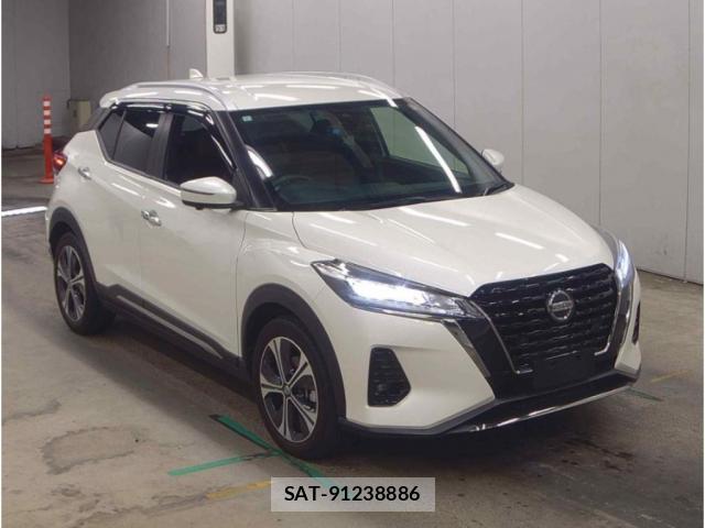Nissan KICKS 2023-07 8691874-0
