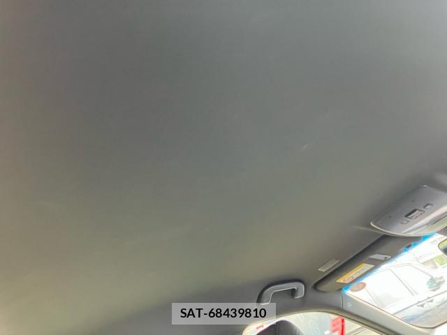 Toyota KLUGER HYBRID 2019-08 8690797-17