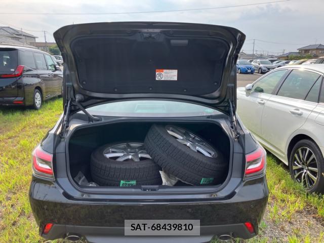Toyota KLUGER HYBRID 2019-08 8690797-6