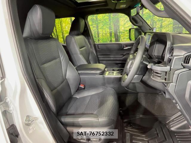 Toyota Land Cruiser 250 2025-10 8690694-6
