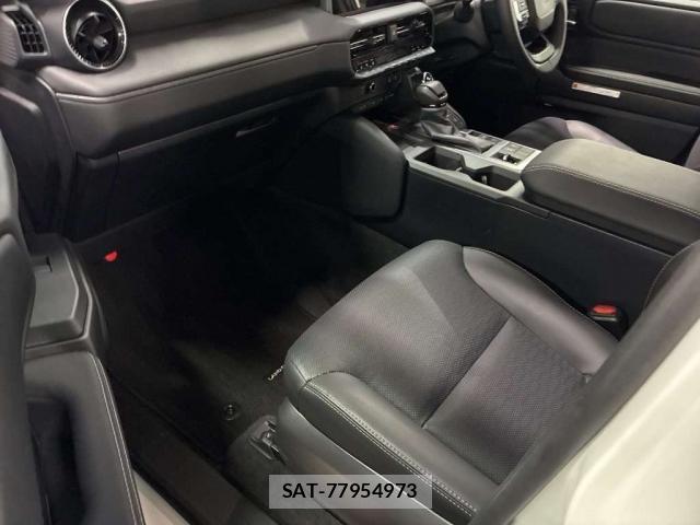 Toyota Land Cruiser 250 2025-04 8691733-7