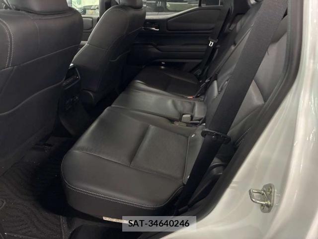 Toyota Land Cruiser 250 2025-05 8691735-9
