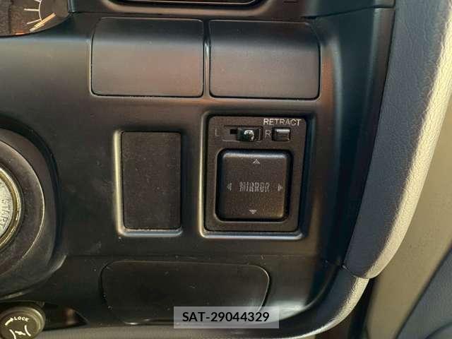 Toyota Land Cruiser 80 1992-06 8690394-17