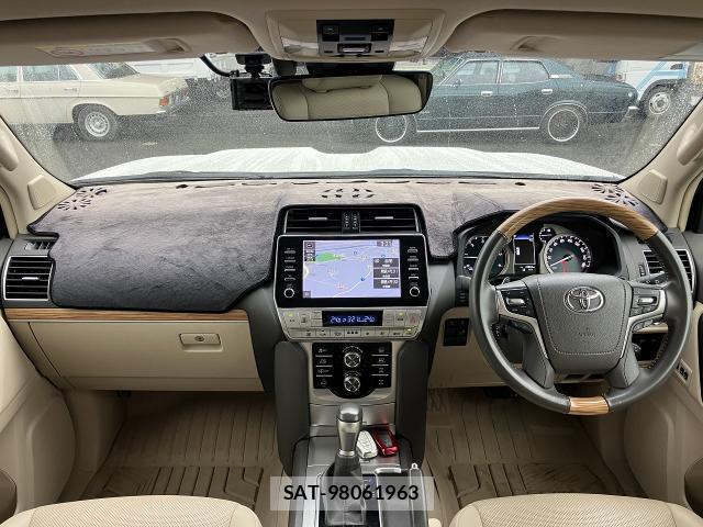 Toyota LAND CRUISER PRADO 2022-06 8690869-2