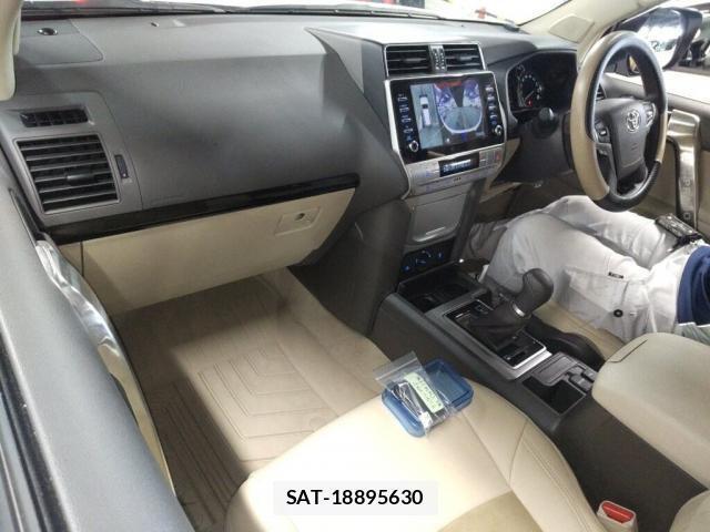 Toyota LAND CRUISER PRADO 2023-10 8691528-2