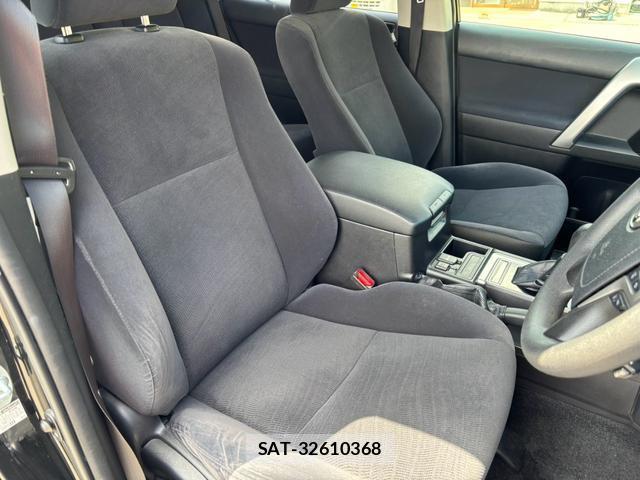 Toyota LAND CRUISER PRADO 2017-10 8691586-11