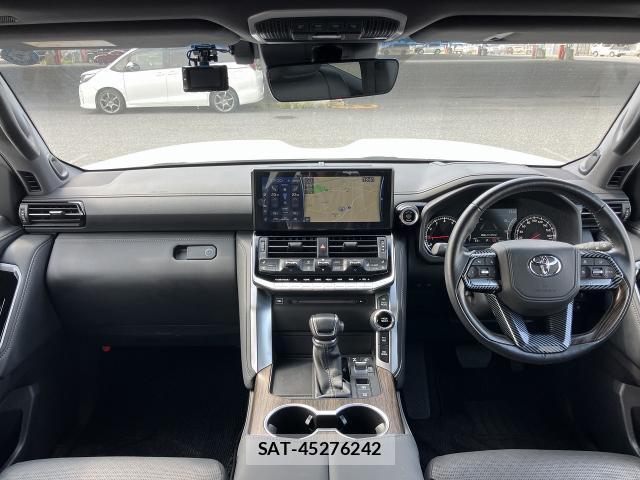 Toyota LAND CRUISER 2023-08 8690852-2