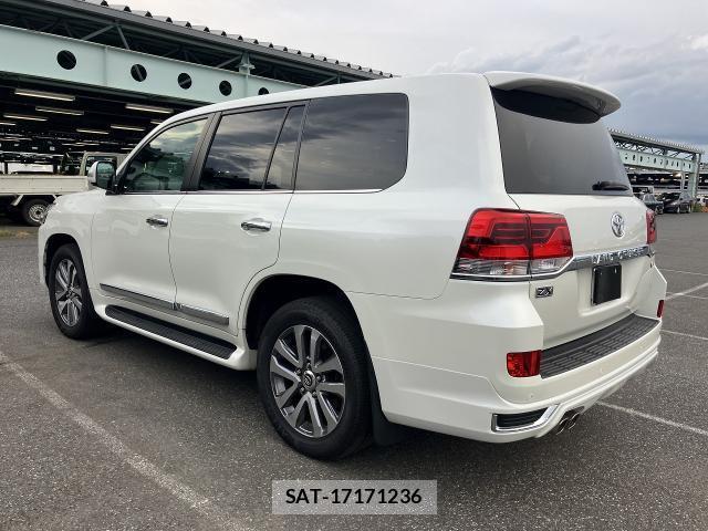 Toyota LAND CRUISER 2018-11 8690870-1