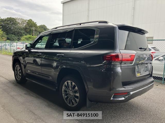 Toyota LAND CRUISER 2023-12 8690871-1
