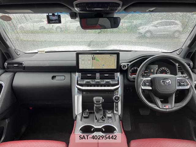 Toyota LAND CRUISER 2024-03 8690874-2