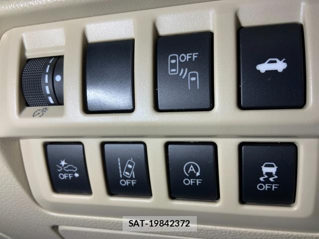 Subaru LEGACY B4 2018-02 8690962-18